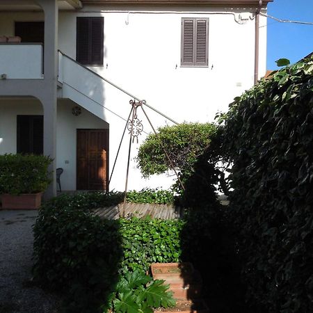 Podere Tre Cipressi Aparthotel Campiglia Marittima Exterior photo