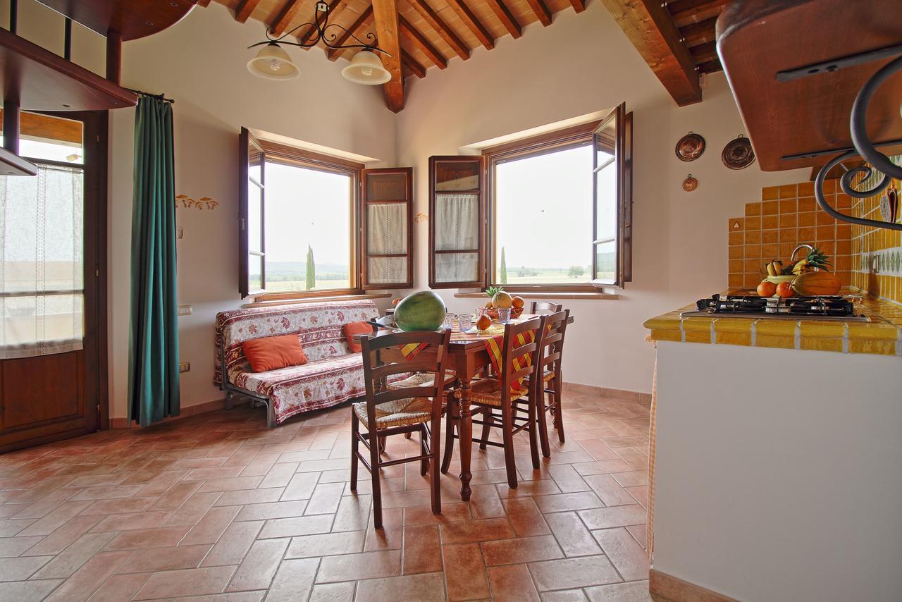Podere Tre Cipressi Aparthotel Campiglia Marittima Exterior photo